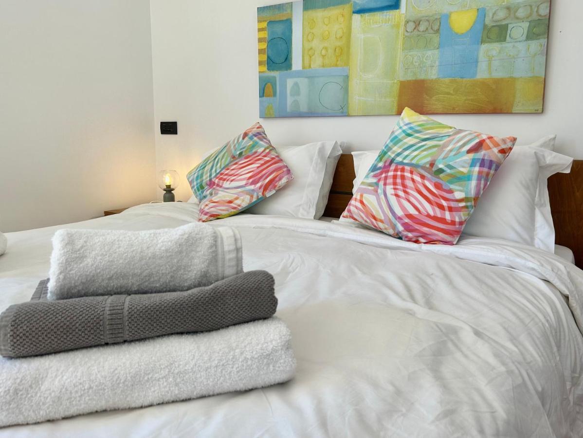 Beachhouse 2min To The Sea With Pool & Wonderful Garden Villa