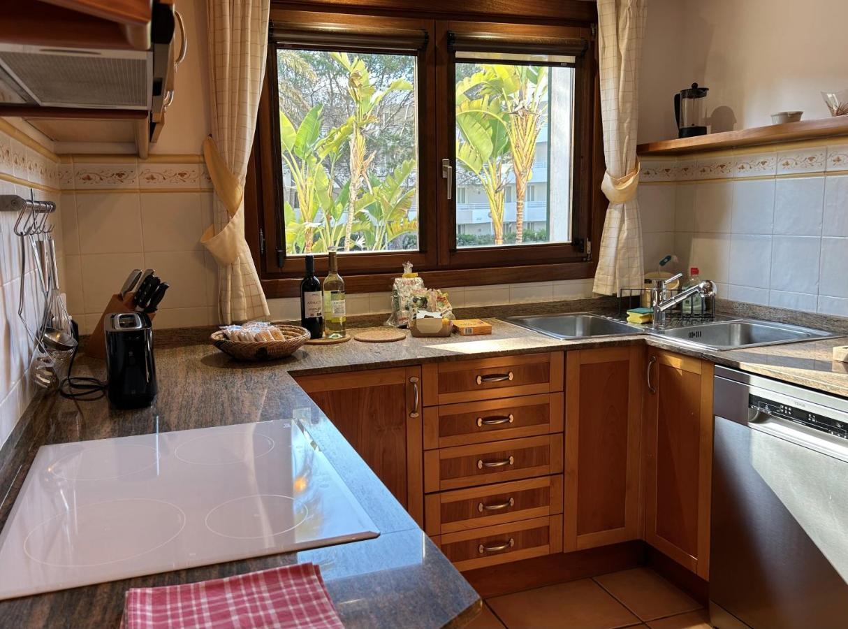 Villa Beachhouse 2min To The Sea With Pool & Wonderful Garden Calvià